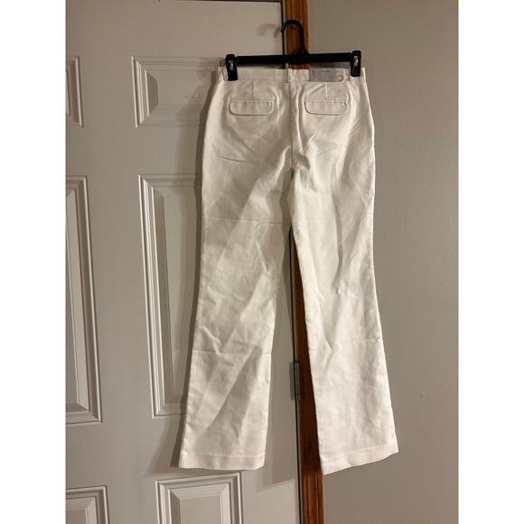 NWT OLD NAVY white CLASSIC RISE Boot-Cut Stretch size 2 - Picture 1 of 3